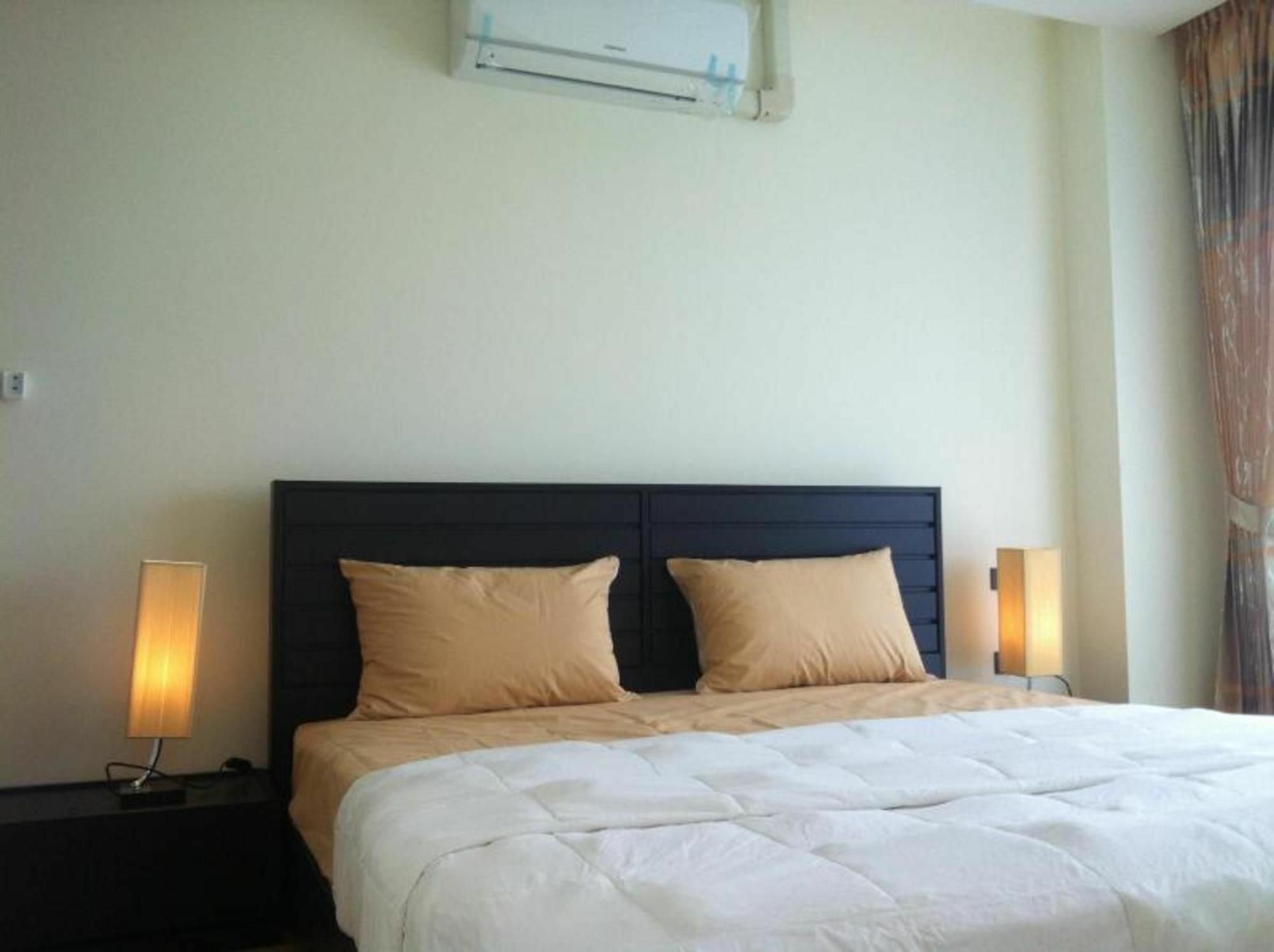 Goldstone Residency Patong , Phuket Apartment Exterior photo